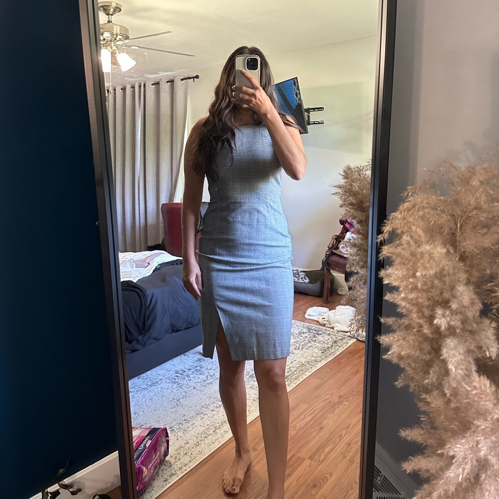 Like New Banana Republic Sleeveless Pencil
Straight Career Suit Dress Gray